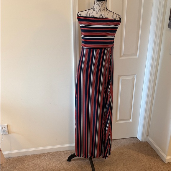 Banana Republic Navy, Coral & White Strapless Maxi Dress - Picture 10 of 10